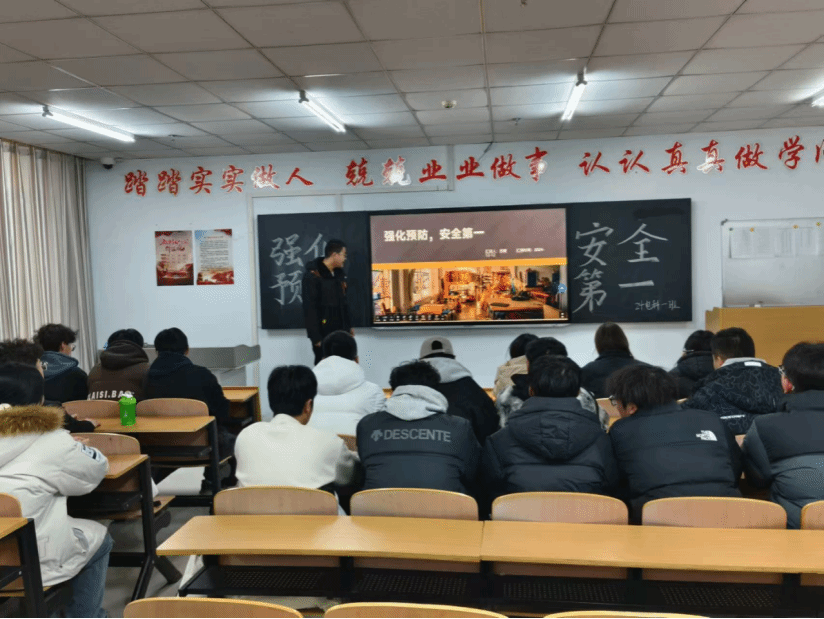 3edb4fdbbbf3bb4282e70dc96b843173