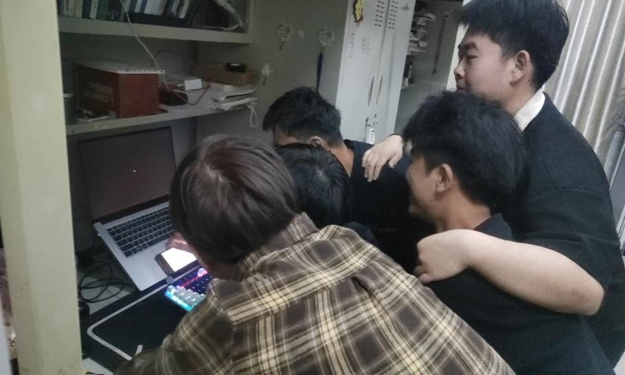 1b227ba7bdf1b9b1a3ab52048ce5fe0