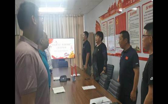 说明: 875502738670751536