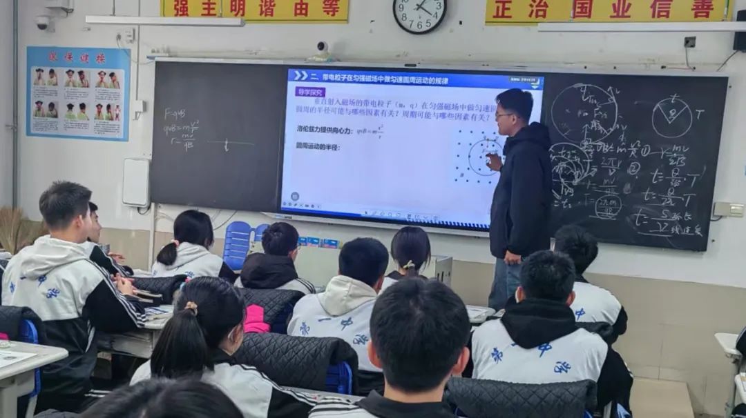 图示, 示意图

中度可信度描述已自动生成:ver1