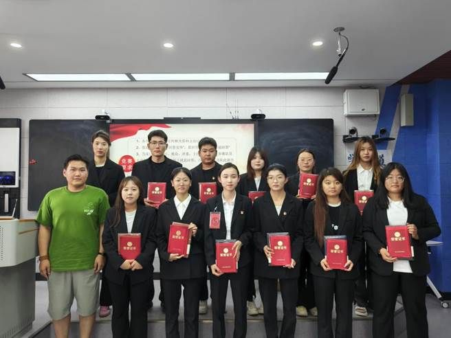 94e3c229c14c8d4958dbcfd190dc9b0