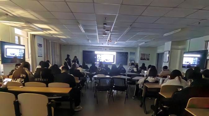 图示, 示意图
中度可信度描述已自动生成:ver1