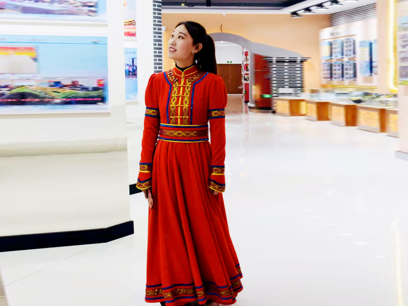 教科院2018级学前教育本科五班   邱佳慧