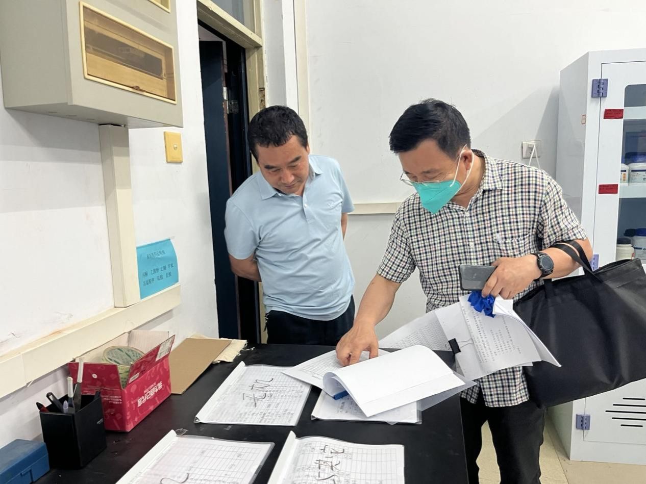 b64bf2e425852e6e0a885cf78b165b3